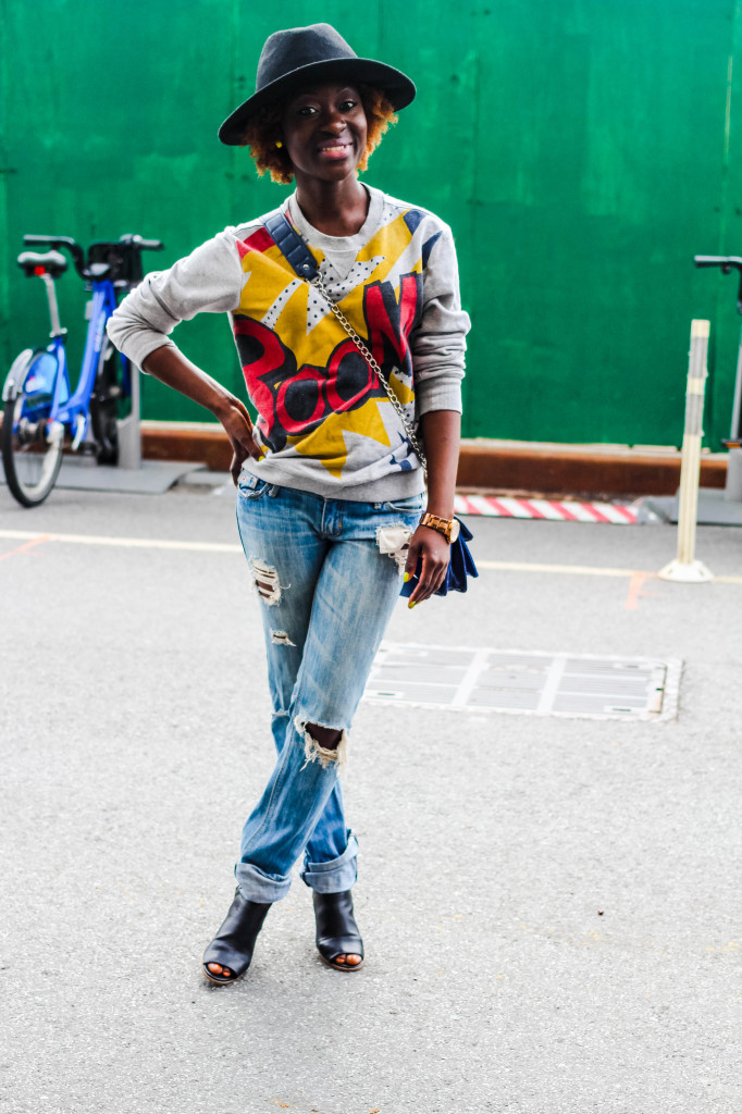 Boom Sweater 2